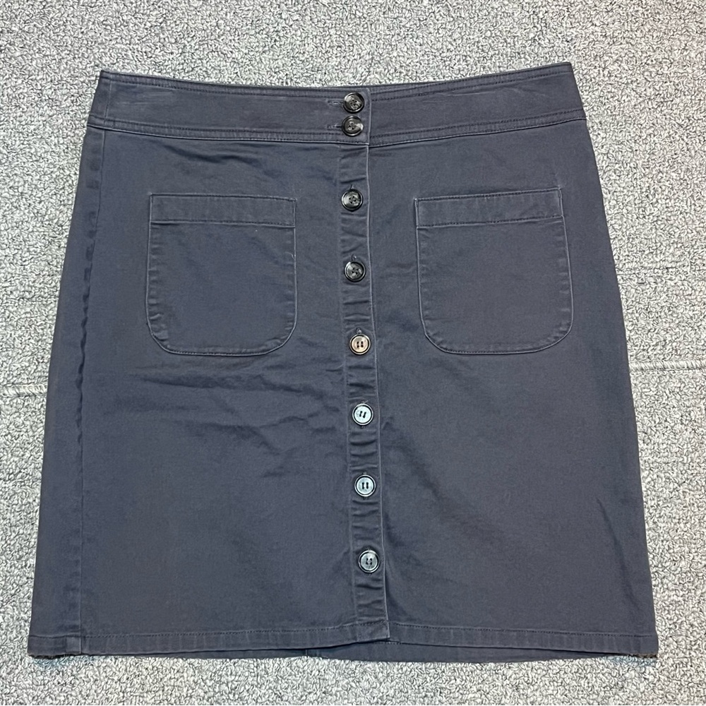 Ann Taylor Loft A Line Skirt Womens Size 4 Gray Button Front Pockets Stretch